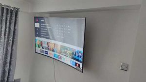 65 inch curved tv wall mounted
